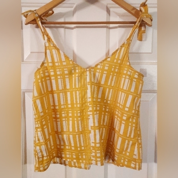 Universal Thread Tops - Universal Thread Yellow Plaid Bow Tie Sleeve Tank Top size M.